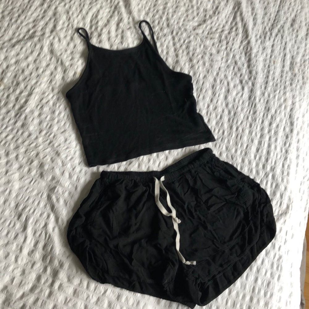 BLACK CUTE SET. Brandy melville